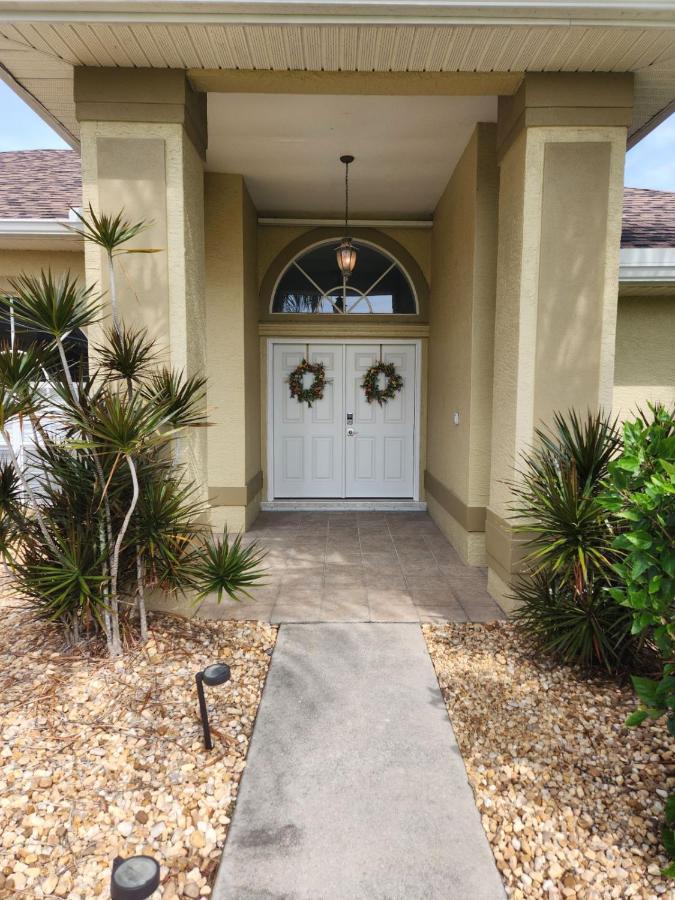 Casa In The Cove * Cape Coral